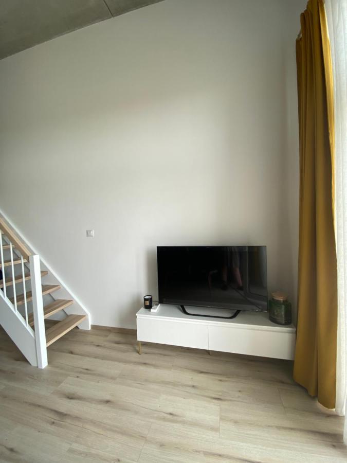 Apartament Wroclaw-Lotnisko Bagian luar foto
