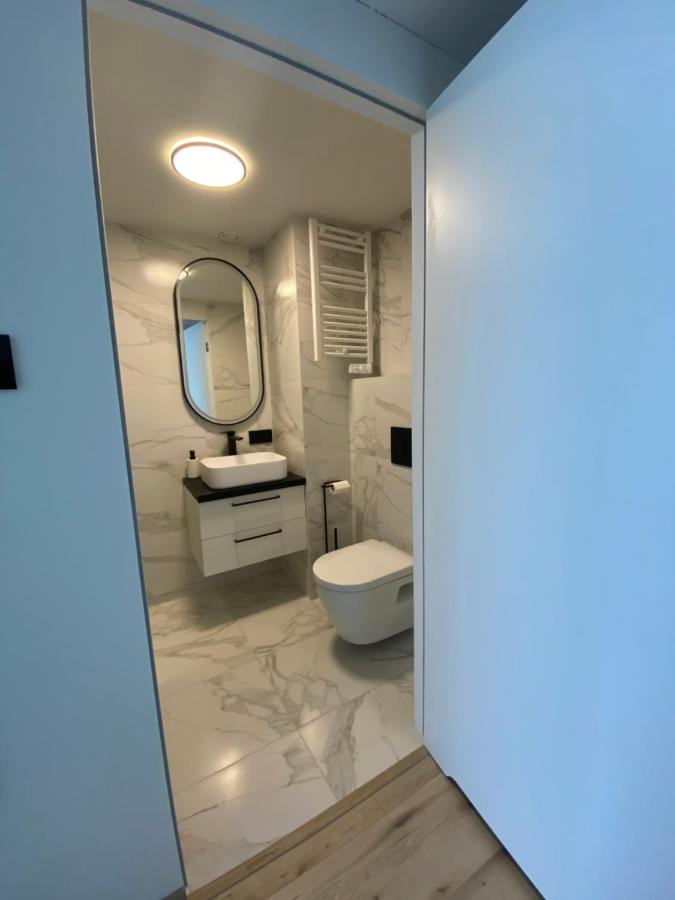 Apartament Wroclaw-Lotnisko Bagian luar foto